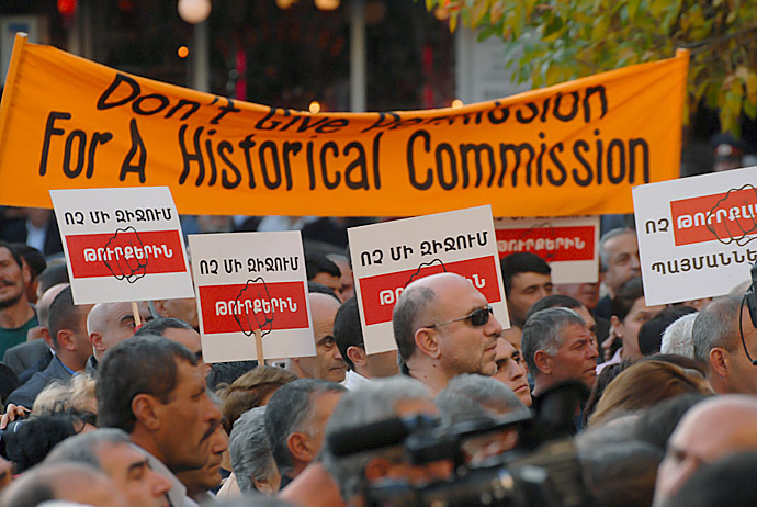 dashnak_protest_0003.jpg